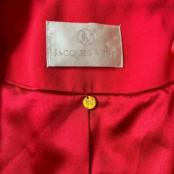 Jaques Vert blazer/jacket. Red, size 20. Very versatile colour. - Picture 2 of 3
